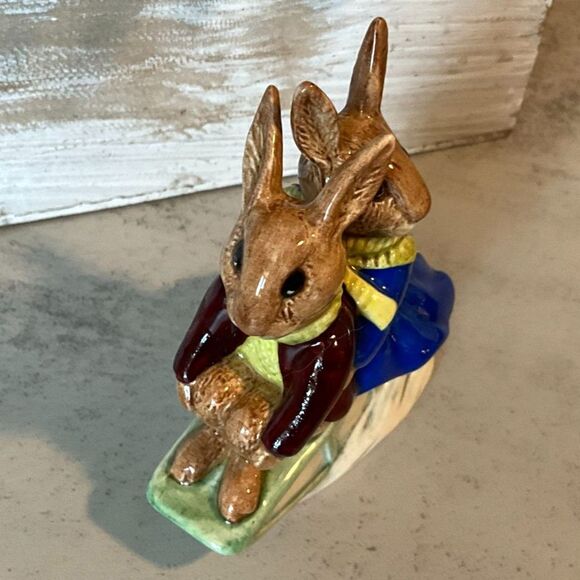 Royal Doulton Bunnykins Sleigh Ride Figurine 1972 so sweet - Picture 2 of 6